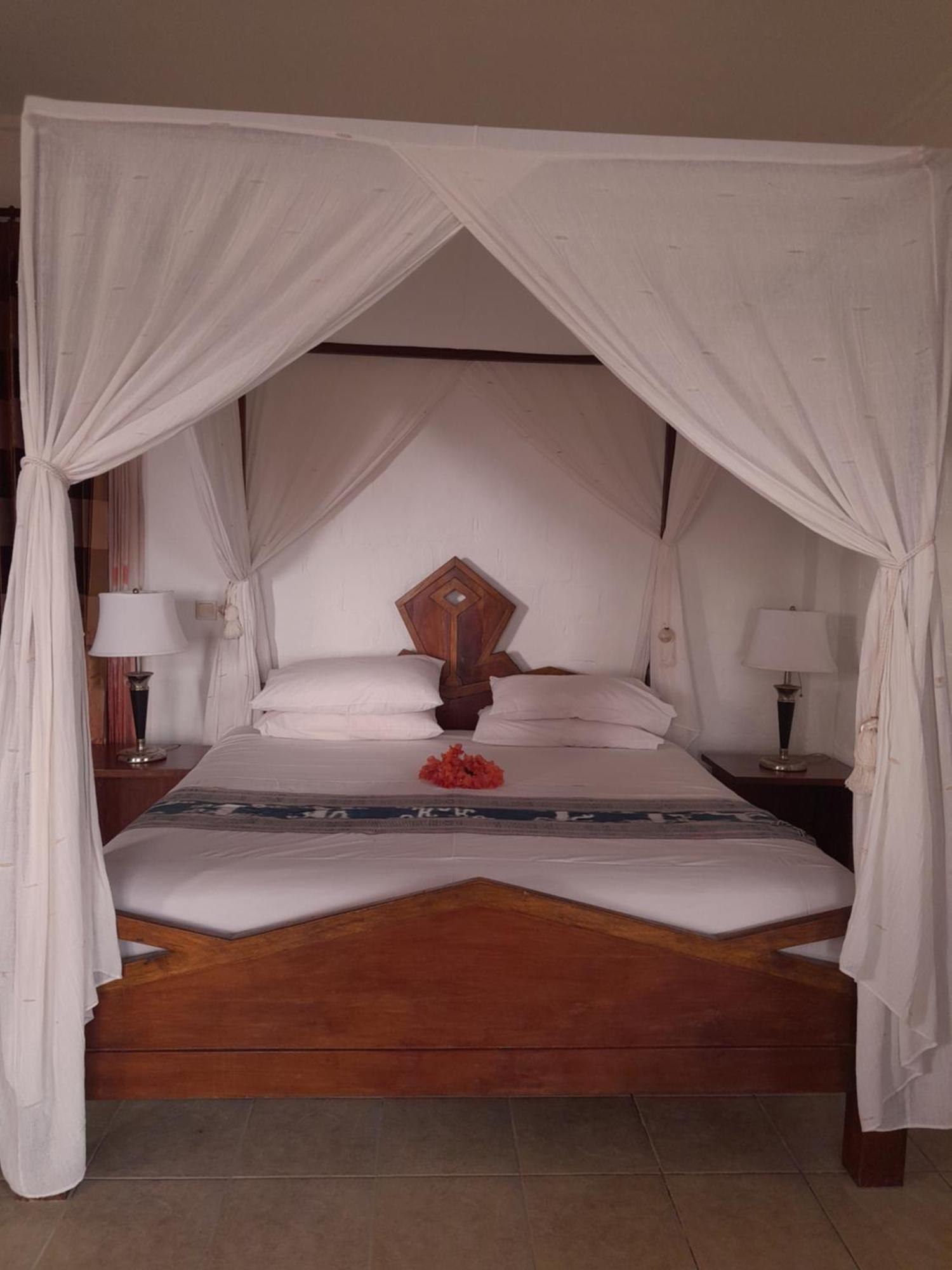 Sumba Nautil Resort Deke Zewnętrze zdjęcie